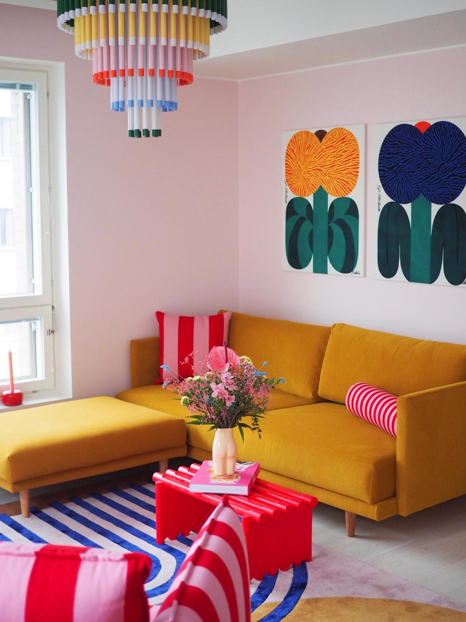 Candy-Colored Two-Room Condo With Sweet Views เฮลซิงกิ ภายนอก รูปภาพ